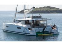 Fountaine Pajot Saona 47 MAESTRO OWNER'S VERSION Click to launch Larger Image