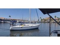 Catalina Yachts USA 34 MKII Click to launch Larger Image