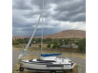MacGregor 26M Click to launch Larger Image