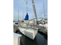 Capitol Yachts Newport 30 MK-III Click to launch Larger Image