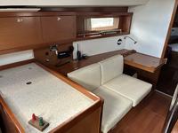 Beneteau Oceanis 41 Click to launch Larger Image