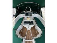 Beneteau 411 Oceanis Click to launch Larger Image