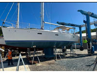 Beneteau 393 Click to launch Larger Image