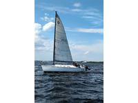 Freedom Yatch Freedom 25 Click to launch Larger Image