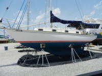 Cape Dory CD30B Click to launch Larger Image