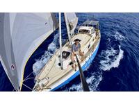 Sam Holmes Sailing Cape Dory 28 Click to launch Larger Image