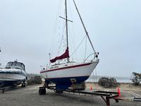 Ericson 27 Click to launch Larger Image