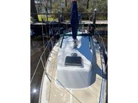 Cape Dory 25D Click to launch Larger Image