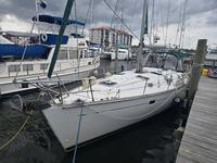 Beneteau 411 Click to launch Larger Image
