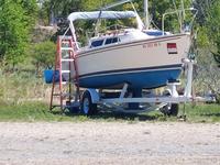 Catalina 22  MKII   wing keel Click to launch Larger Image