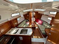 Beneteau 323 Click to launch Larger Image