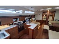 BENETEAU OCEANIS 58 Click to launch Larger Image