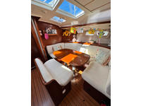 Beneteau Oceanis 473 Click to launch Larger Image