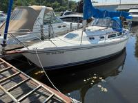 Catalina tall rig bow sprit 30 wing keel Click to launch Larger Image