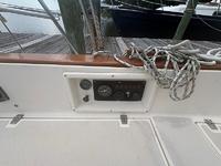 Island Packet IP 27 Cutter Click to launch Larger Image