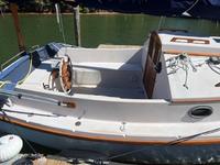 1999 23' MENGER CATBOAT  Click to launch Larger Image
