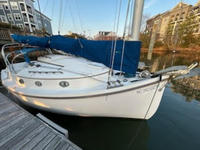 1990 Menger 23' Catboat  Click to launch Larger Image