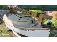 Menger Catboat Click to launch Larger Image