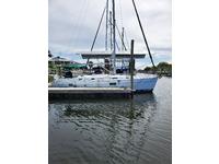 Beneteau Oceanis 36 Click to launch Larger Image