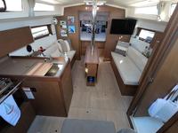 Beneteau 38.1 Oceanis Click to launch Larger Image