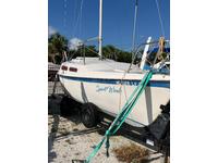 MacGregor M-25 Click to launch Larger Image
