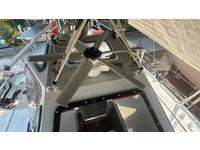 Meta Delu 40 Click to launch Larger Image