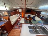 Beneteau Oceanis 473 Click to launch Larger Image