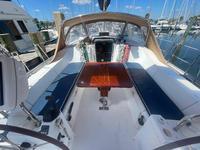 Beneteau Oceanis 473 Click to launch Larger Image
