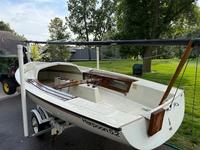 Boston Whaler Harpoon 5.2 Click to launch Larger Image