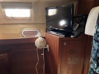 Hunter Passage 450 center cockpit Click to launch Larger Image