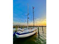 Morgan Yachts MORGAN OUT ISLAND 51 Click to launch Larger Image