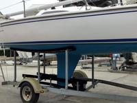 Catalina Capri 22 Click to launch Larger Image