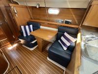 Catalina 350 Click to launch Larger Image