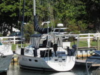 Hunter Passage 42 Click to launch Larger Image