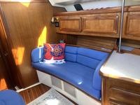 Hunter Passage 42 Click to launch Larger Image