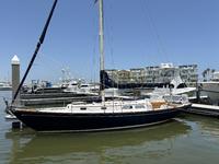 Hinckley Pilot 35 Click to launch Larger Image