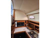 Hunter 33-2 Click to launch Larger Image