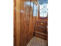 Hunter 33-2 Click to launch Larger Image