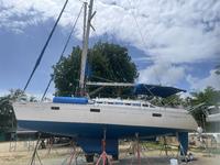 Beneteau Oceanis 370 Click to launch Larger Image