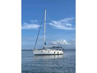 Beneteau Oceanis 370 Click to launch Larger Image