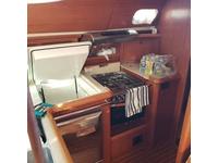 jeanneau 49DS Click to launch Larger Image