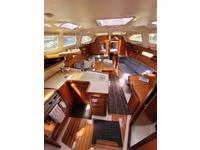 Hunter 336 Click to launch Larger Image