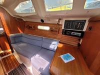 Hunter 336 Click to launch Larger Image