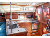 Hunter 410 Click to launch Larger Image