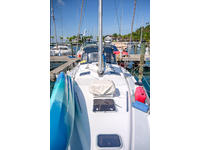 Hunter 410 Click to launch Larger Image