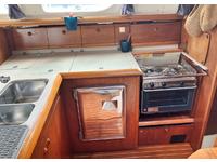 Jeanneau 43DS Click to launch Larger Image