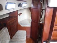 Island Packet 27 Click to launch Larger Image