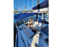 Hunter 28.5 Click to launch Larger Image