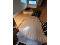 Hunter 28.5 Click to launch Larger Image