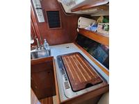 Hunter 28.5 Click to launch Larger Image